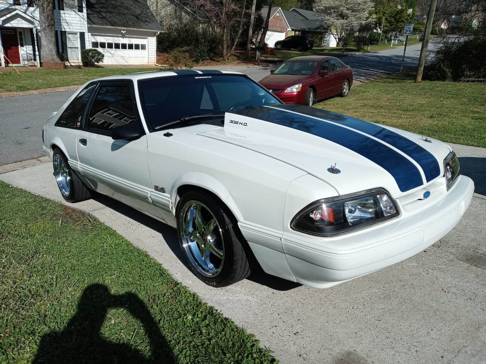 331ci stroker small block with AFR Renegade heads and Edelbrock Air Gap intake in a 1993 Fox Body Mustang — photo 1